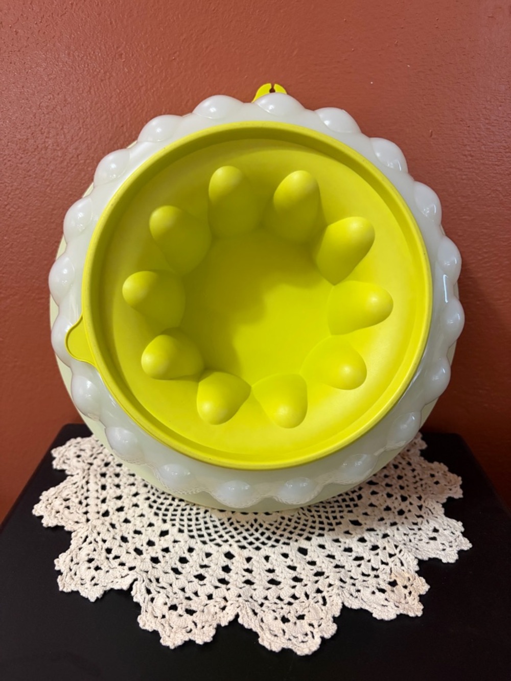 Tupperware Jello Mold - Picture 3 of 3